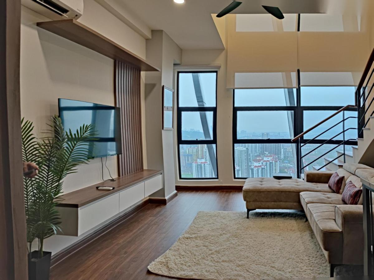 Arte Mont Kiara Host By Host Corner Suites Kuala Lumpur Eksteriør billede